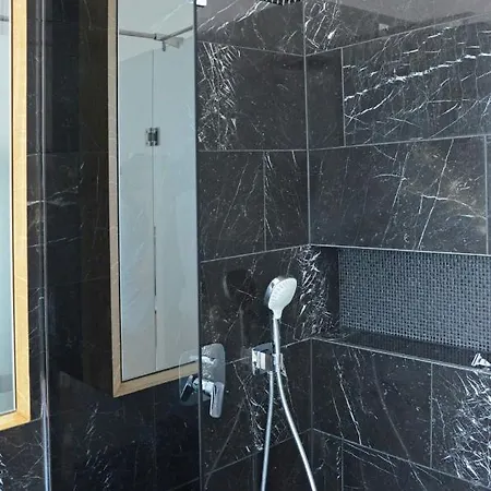 Bartok Classic Apartment *